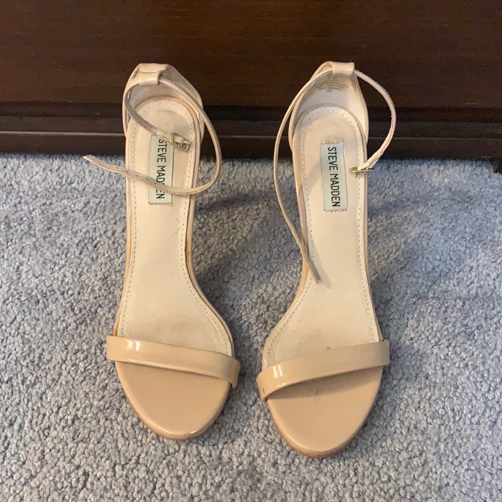 Nude open toed Steve Madden 3” heels